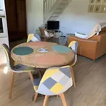 Hébergement de vacances Logis Groly Avec En Campagne Proche Montauban *