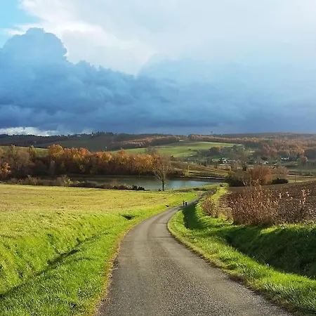 Logis Groly Avec En Campagne Proche Montauban Hébergement de vacances Genebrieres