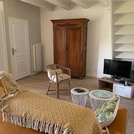 Logis Groly Avec En Campagne Proche Montauban * Genebrieres