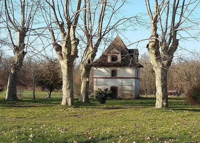 Logis Groly Avec En Campagne Proche Montauban Genébrières